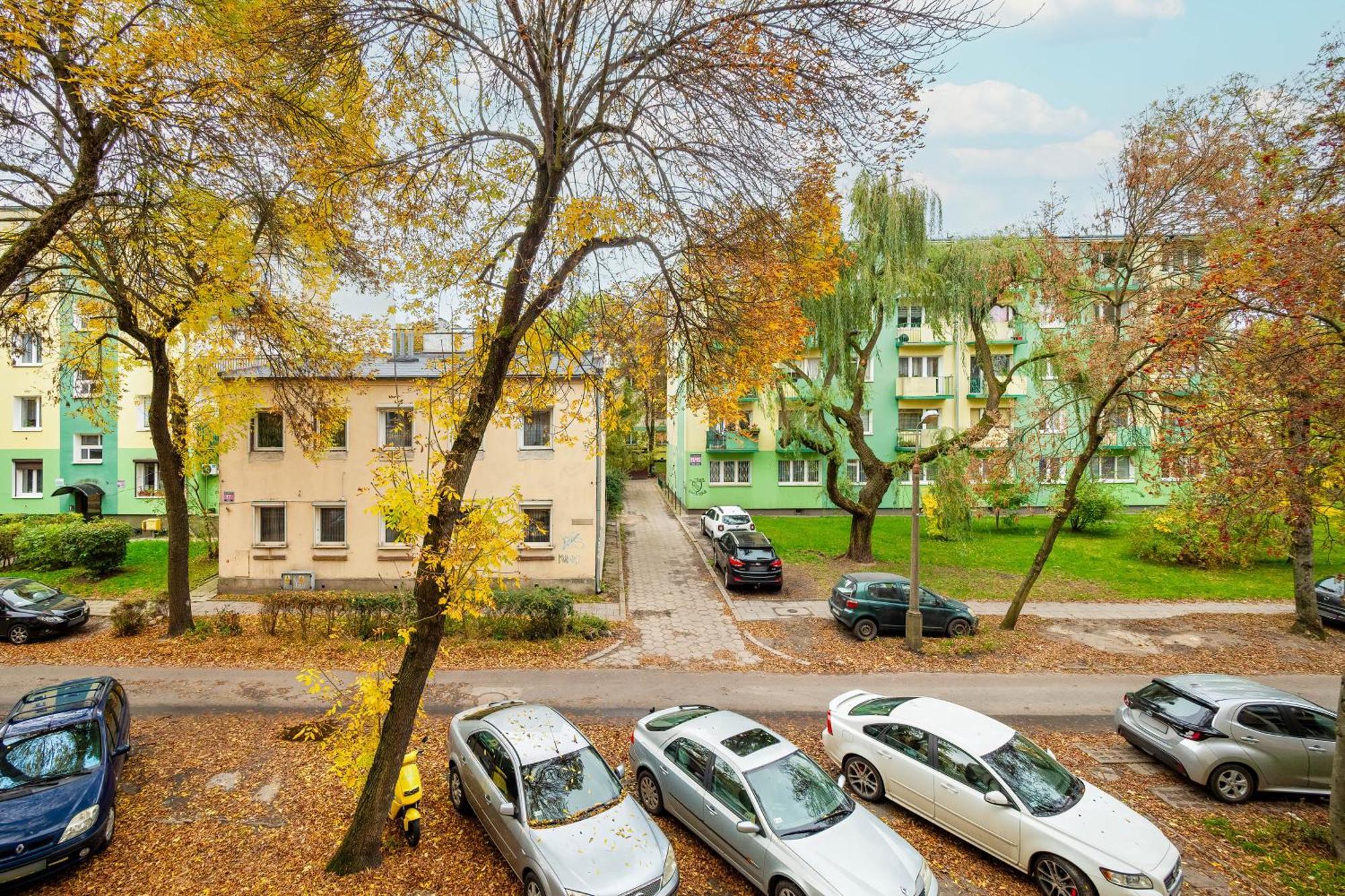 Modern With Smarttv & Wifi By Renters Apartament *